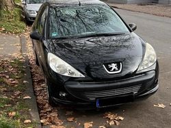Schwarz Gebraucht 2011 Peugeot 206+ Kleinwagen | 2.250 € (Fairer Preis)