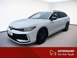 Weiß Gebraucht 2025 VW Passat Style Kombi | 43.880 € (Teuer)