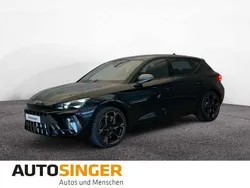 Mitternachtsschwarz metallic Neu 2025 Cupra Leon VZ Limousine | 37.460 € (Superpreis)