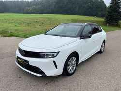 Weiß Gebraucht 2023 Opel Astra Business Elegance Kombi | 18.999 € (Fairer Preis)