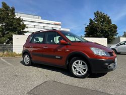 Rot Gebraucht 2008 Renault Scénic II Van / Kleinbus | 3.890 € (Teuer)