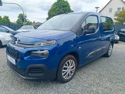 Blau Gebraucht 2018 Citroën Berlingo Live Van / Kleinbus | 13.950 € (Fairer Preis)