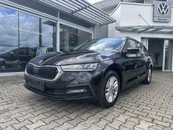 Schwarzmagic perleffekt Gebraucht 2020 Skoda Octavia First Edition Kombi | 16.970 € (Fairer Preis)