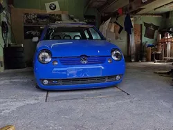 Blau Gebraucht 2000 VW Lupo Kleinwagen | 4.000 €