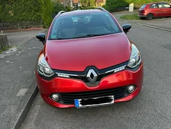 Rot Gebraucht 2015 Renault Clio GrandTour Kombi | 4.900 € (Fairer Preis)