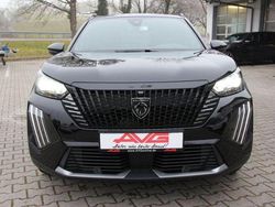 Perlschwarz Gebraucht 2024 Peugeot e-2008 Allure SUV | 20.950 € (Fairer Preis)