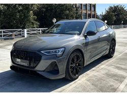 Chronosgrau (metallic) Gebraucht 2022 Audi e-tron Sportback SUV | 42.899 € (Etwas zu teuer)