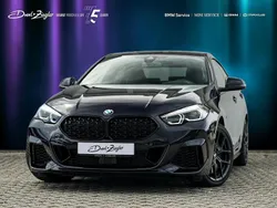 Saphirschwarzmetallic Gebraucht 2024 BMW M235 M Performance Coupé | 43.590 € (Etwas zu teuer)