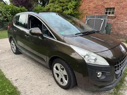 Braun Gebraucht 2011 Peugeot 3008 Premium Limousine | 3.999 € (Fairer Preis)