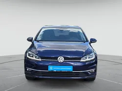 Atlantic blue metallic Gebraucht 2018 VW Golf VII Highline Limousine | 16.880 € (Guter Preis)