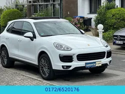 Weiß Gebraucht 2016 Porsche Cayenne Platinum Edition SUV | 41.000 € (Etwas zu teuer)