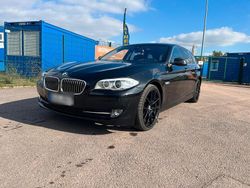 Schwarz Gebraucht 2012 BMW 520 Kombi | 8.450 € (Fairer Preis)