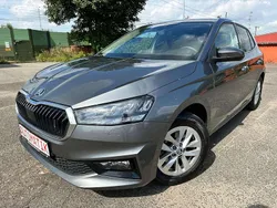 Graphitegrau Gebraucht 2024 Skoda Fabia Selection Kleinwagen | 20.900 € (Fairer Preis)