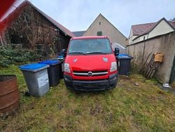 Rot Gebraucht 2006 Opel Movano Van / Kleinbus | 2.900 €