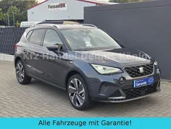 Grau Gebraucht 2024 Seat Arona FR SUV | 25.250 € (Fairer Preis)