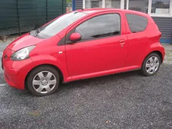 Rot Gebraucht 2006 Toyota Aygo Cool Kleinwagen | 1.500 € (Guter Preis)
