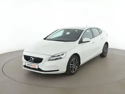 Weiß Gebraucht 2018 Volvo V40 Momentum Kombi | 14.180 € (Fairer Preis)