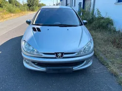 Silber Gebraucht 2005 Peugeot 206 Kleinwagen | 990 € (Guter Preis)