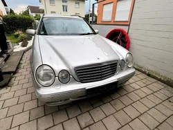 Silber Gebraucht 2002 Mercedes E270 Kombi | 2.500 € (Guter Preis)