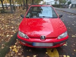 Rot Gebraucht 1998 Peugeot 106 Kleinwagen | 1.500 € (Guter Preis)