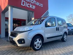 Colore esterno (maestro grau) Gebraucht 2016 Fiat Qubo Lounge Van / Kleinbus | 8.990 €