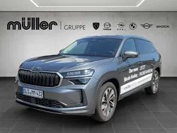 Graphitegrau metallic Gebraucht 2024 Skoda Kodiaq Selection SUV | 45.990 € (Etwas zu teuer)