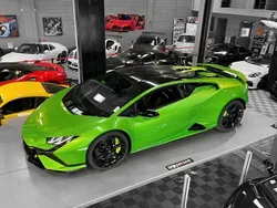 Grün Gebraucht 2024 Lamborghini Huracán | 329.900 €