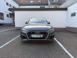 Grau Gebraucht 2021 Audi A4 S-Line Kombi | 31.400 € (Etwas zu teuer)