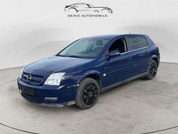 Blau Gebraucht 2004 Opel Signum Kleinwagen | 1.450 € (Guter Preis)