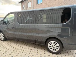 Grau Gebraucht 2018 Renault Trafic Van | 29.800 €
