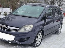 Blau Gebraucht 2008 Opel Zafira Cosmo Van / Kleinbus | 4.999 € (Etwas zu teuer)