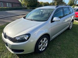 Silber Gebraucht 2010 VW Golf Trendline Kombi | 4.649 € (Fairer Preis)