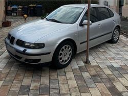 Silber Gebraucht 2002 Seat Leon Kleinwagen | 350 € (Guter Preis)