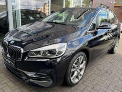 Black sapphire metallic Gebraucht 2021 BMW 220 Luxury Line Van / Kleinbus | 23.990 € (Guter Preis)