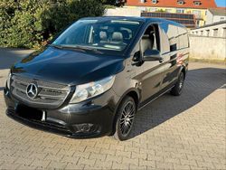 Schwarz Gebraucht 2017 Mercedes Vito Van / Kleinbus | 18.000 €