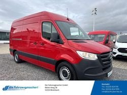 Rot Gebraucht 2018 Mercedes Sprinter Van | 22.988 €