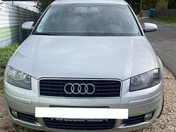 Grau Gebraucht 2004 Audi A3 Limousine | 2.150 € (Fairer Preis)