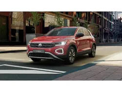 Rot Neu 2025 VW T-Roc Goal SUV | 42.180 € (Etwas zu teuer)
