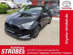 Mysticschwarz mica Gebraucht 2022 Toyota Yaris Hybrid Team Kleinwagen | 18.950 € (Fairer Preis)