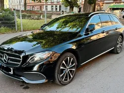 Schwarz Gebraucht 2019 Mercedes E300 Avantgarde Kombi | 24.900 € (Fairer Preis)