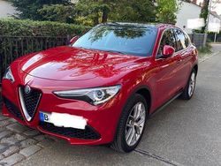 Rot Gebraucht 2017 Alfa Romeo Stelvio SUV | 22.990 € (Fairer Preis)