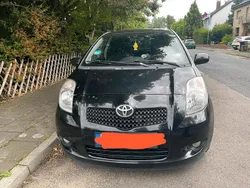 Schwarz Gebraucht 2006 Toyota Yaris Kleinwagen | 2.499 €