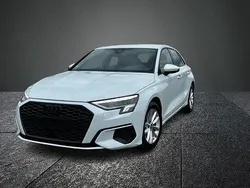 Weiß Gebraucht 2020 Audi A3 Sportback Limousine | 17.600 € (Fairer Preis)