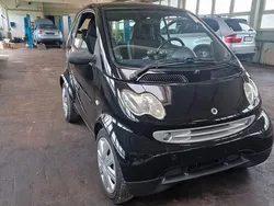 Schwarz Gebraucht 2003 Smart ForTwo Coupé Pulse Coupé | 2.650 € (Fairer Preis)