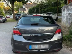 Grau Gebraucht 2009 Opel Astra GTC Edition Kleinwagen | 3.175 € (Guter Preis)