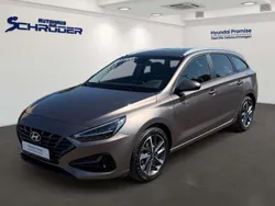 Braun Gebraucht 2023 Hyundai i30 Comfort Kombi | 24.990 € (Etwas zu teuer)