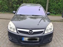 Schwarz Gebraucht 2007 Opel Vectra Kombi | 1.600 € (Guter Preis)