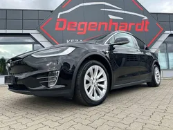 Schwarz Gebraucht 2021 Tesla Model X SUV | 45.990 €