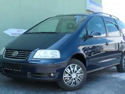 Blau Gebraucht 2009 VW Sharan Highline Van / Kleinbus | 7.500 € (Teuer)