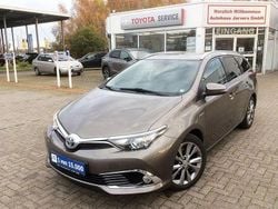 Platinumbronze metallic Gebraucht 2016 Toyota Auris Hybrid Executive Kombi | 15.950 € (Fairer Preis)